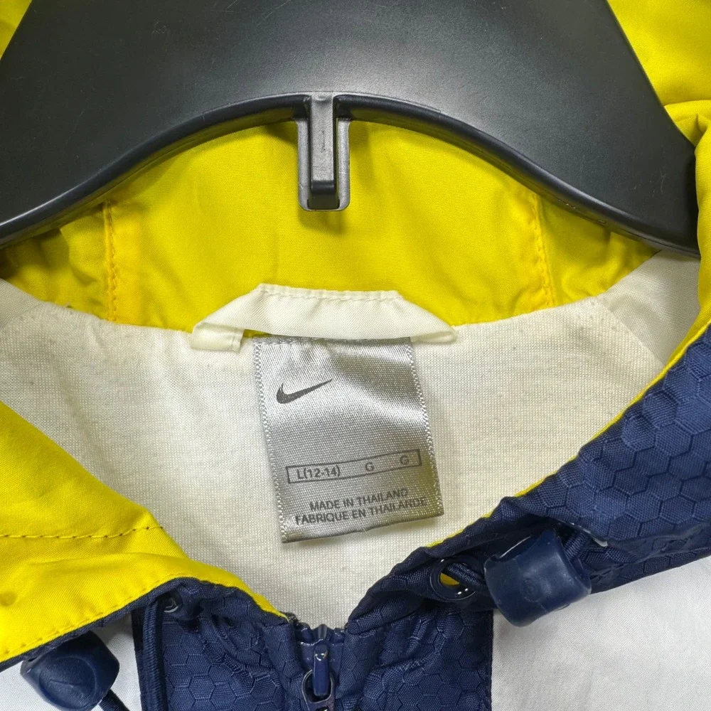 Nike item pre
